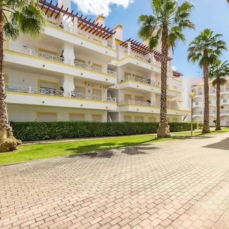 Alfarmar - Pool, Only A Few Minutes Away Albufeira