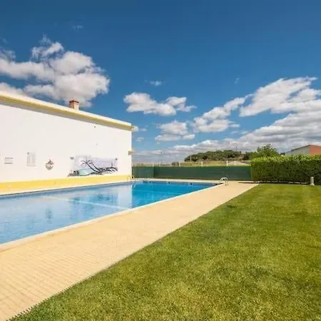 Alfarmar - Pool, Only A Few Minutes Away *